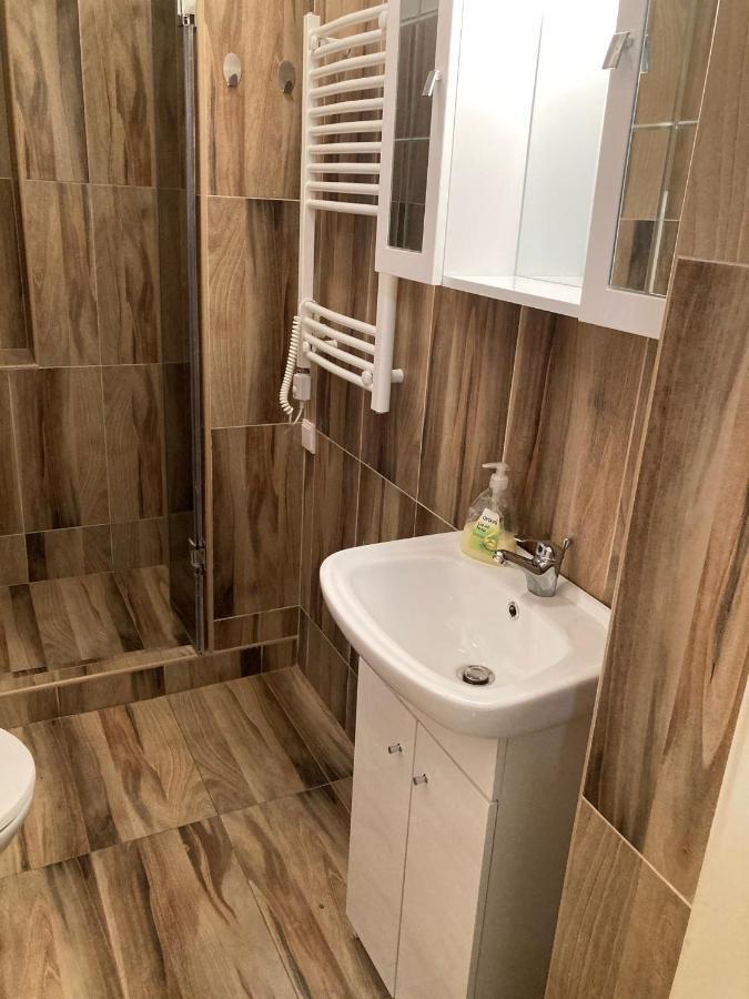 Roland Apartmant Zuglo Budapest Esterno foto