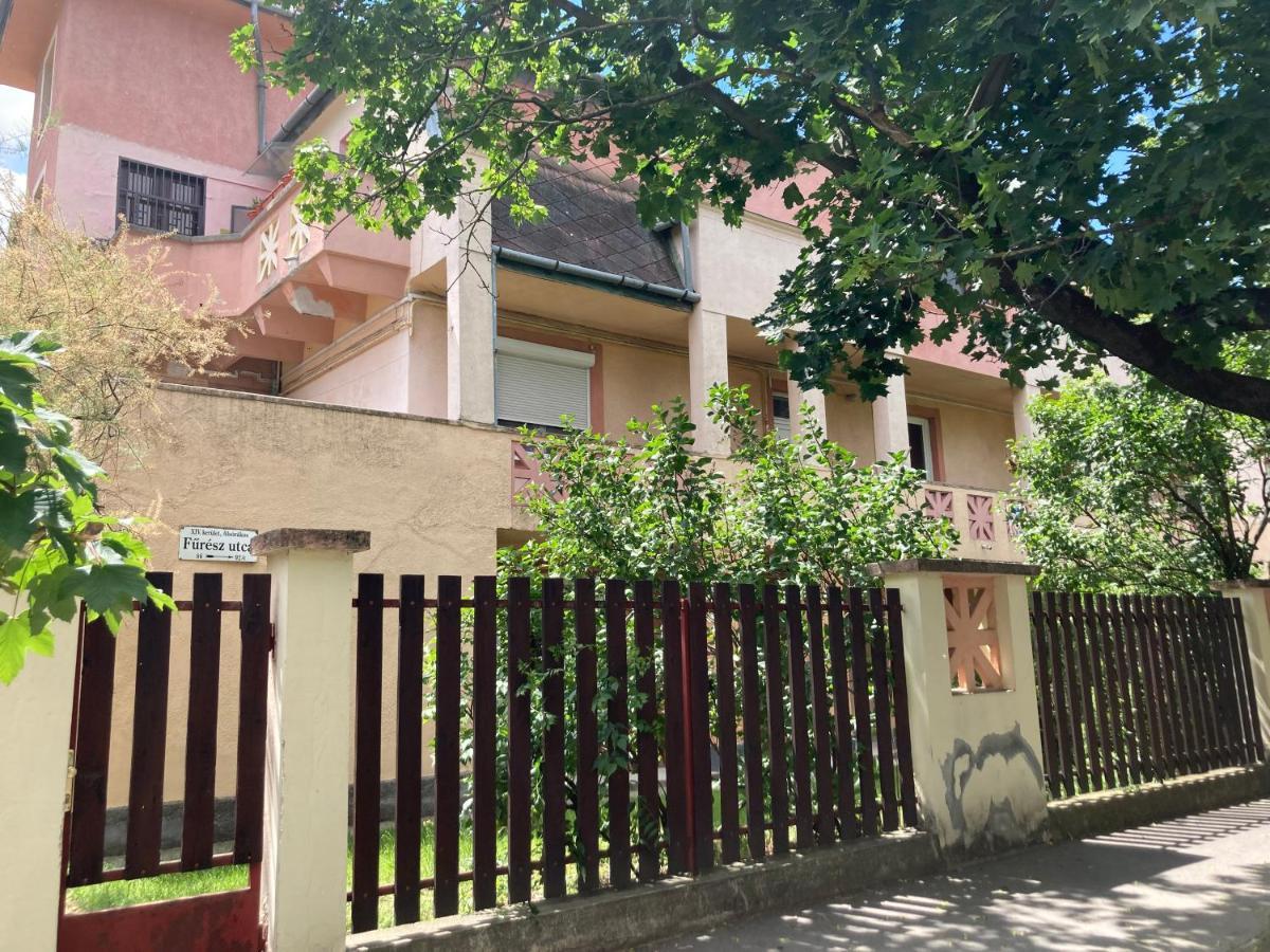 Roland Apartmant Zuglo Budapest Esterno foto
