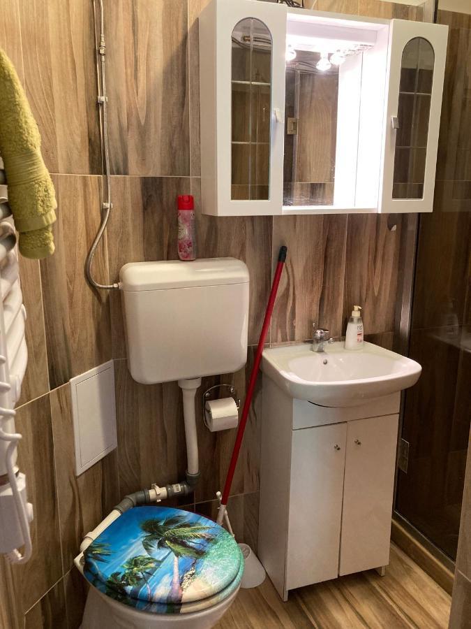 Roland Apartmant Zuglo Budapest Esterno foto