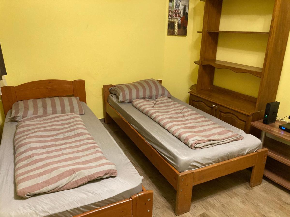Roland Apartmant Zuglo Budapest Esterno foto