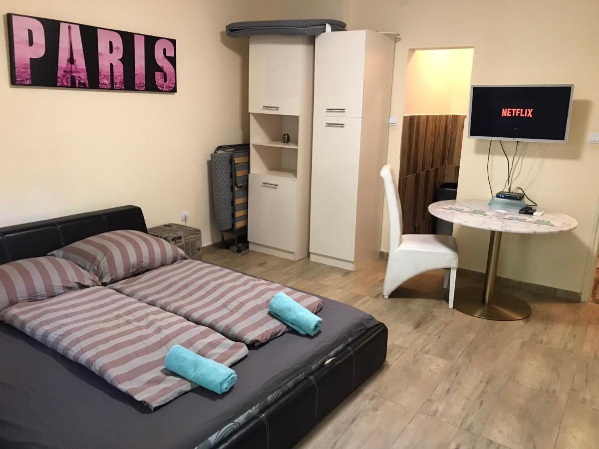 Roland Apartmant Zuglo Budapest Esterno foto