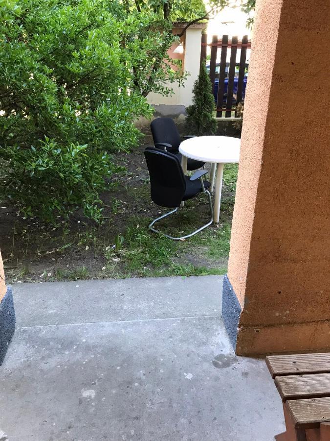 Roland Apartmant Zuglo Budapest Esterno foto