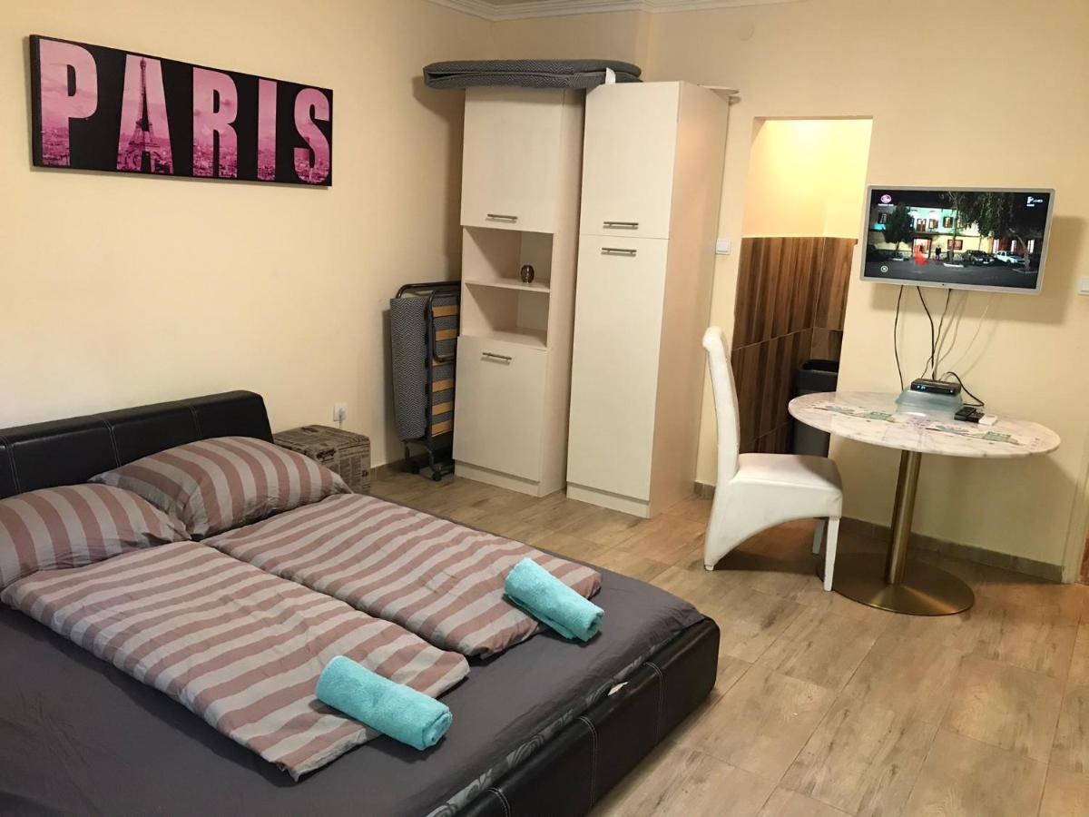 Roland Apartmant Zuglo Budapest Esterno foto