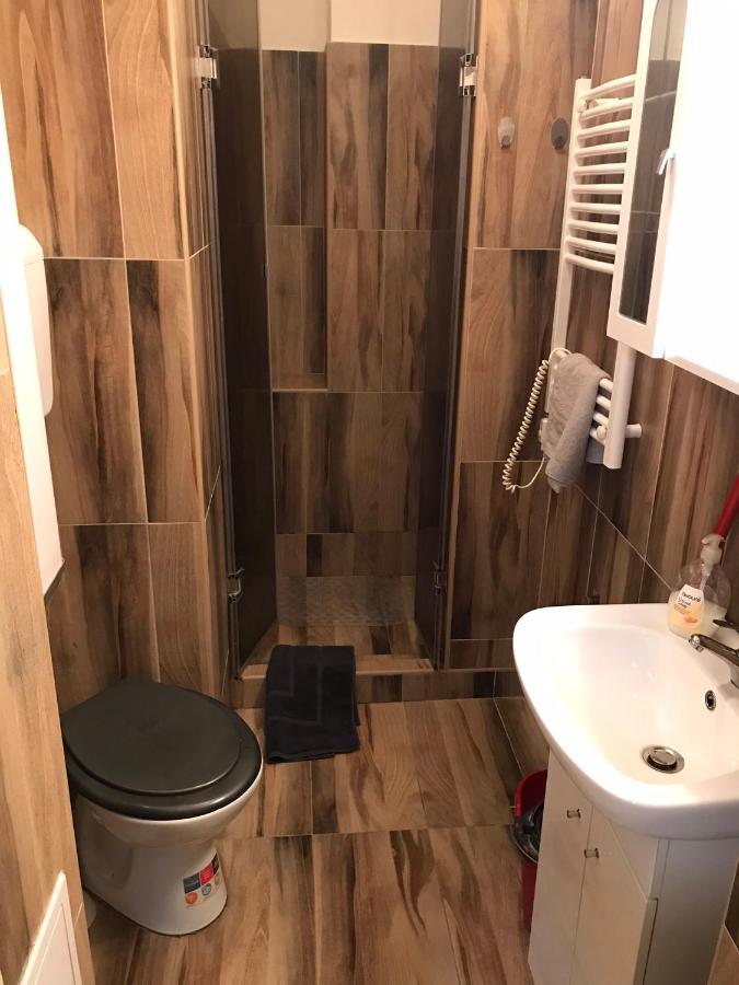 Roland Apartmant Zuglo Budapest Esterno foto